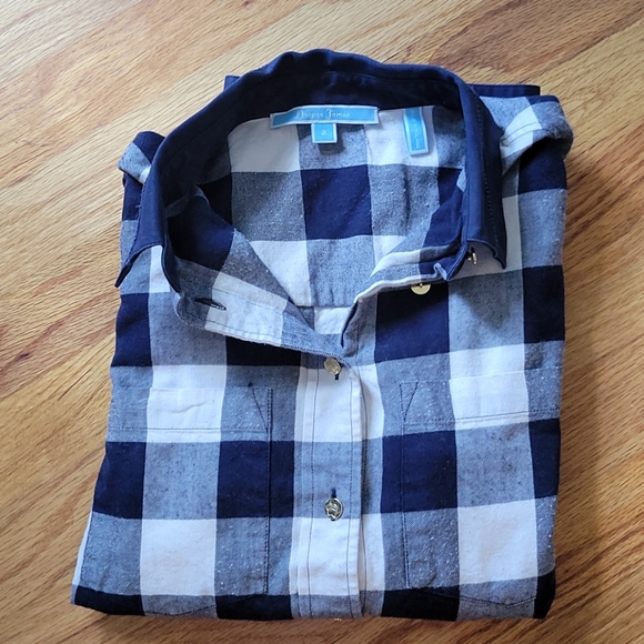 Draper James Button Down - Picture 2 of 5
